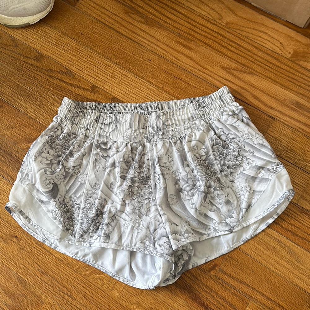 White and grey printed lulu lemon shorts size 8